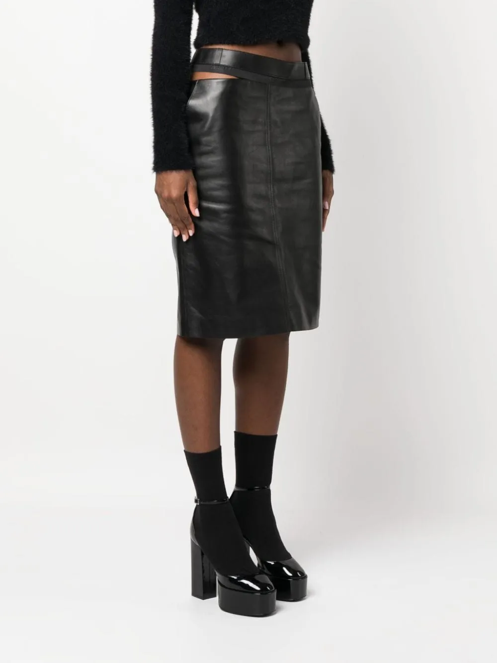 BLACK LEATHER SKIRT